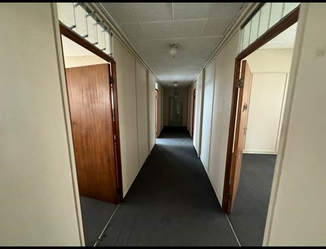 280M² WAREHOUSE TO LET IN INDUSTRIA NORTH