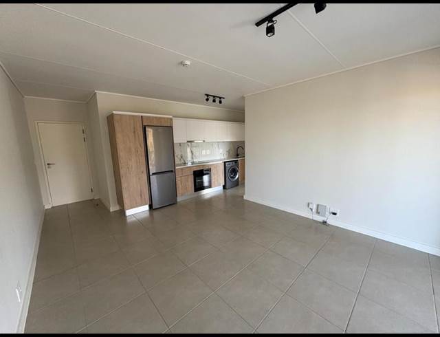 1 BEDROOM PROPERTY TO RENT IN RICHWOOD