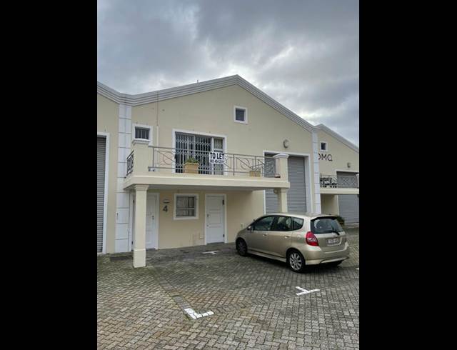 224M² WAREHOUSE TO LET IN WESTLAKE