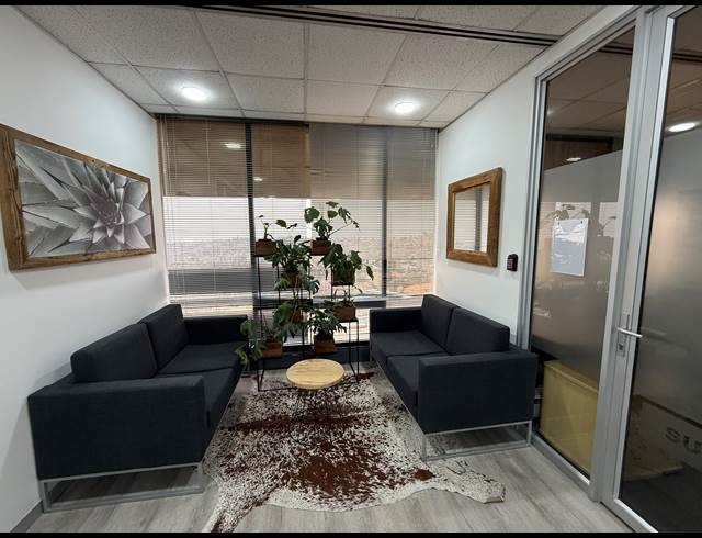 40.60M² SERVICED OFFICE TO LET IN AUCKLAND PARK