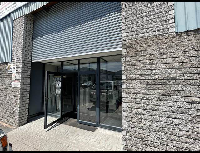 800M² WAREHOUSE TO LET IN STIKLAND INDUSTRIAL