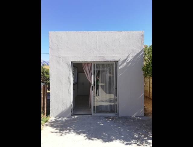 1 bed property to rent in ROUX PARK