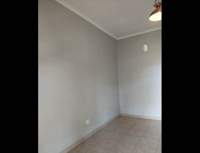 0 bed property to rent in PRESIDENT PARK AH