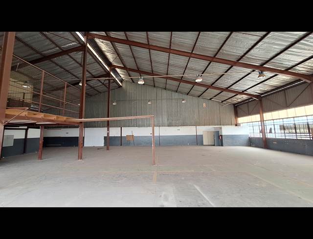 710M² WORKSHOP TO LET IN ROBERTVILLE