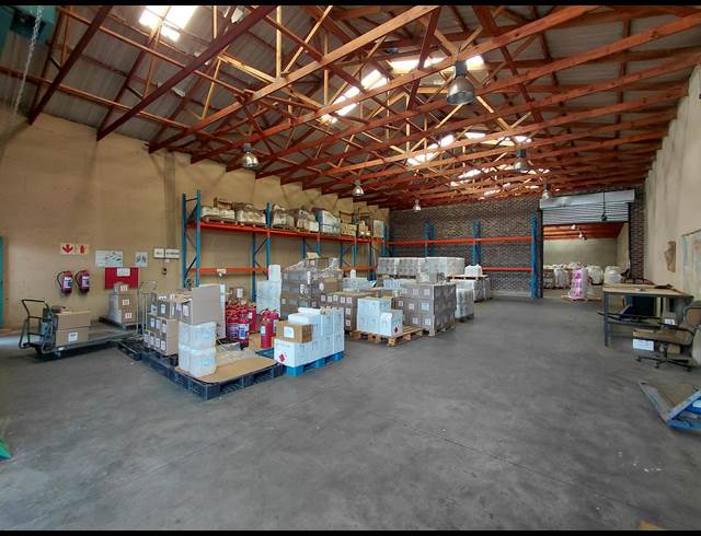 660M² WAREHOUSE TO LET IN POMONA