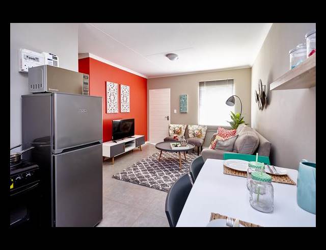 2 BEDROOM PROPERTY TO RENT IN SELCOURT