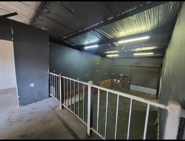 250M² WAREHOUSE TO LET IN ALRODE SOUTH