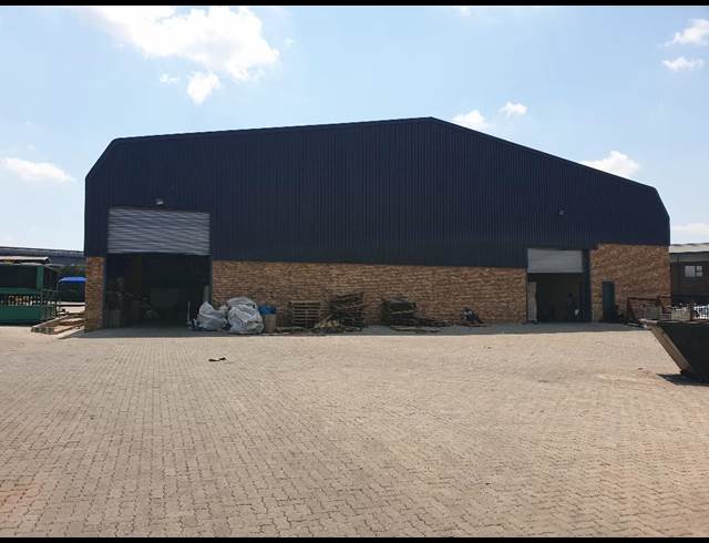 1,000M² WAREHOUSE TO LET IN WADEVILLE