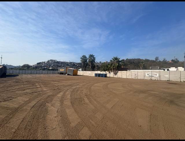 2,500M² INDUSTRIAL YARD TO LET IN SPRINGFIELD