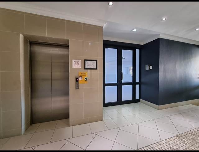 441M² OFFICE TO LET IN CENTURY CITY