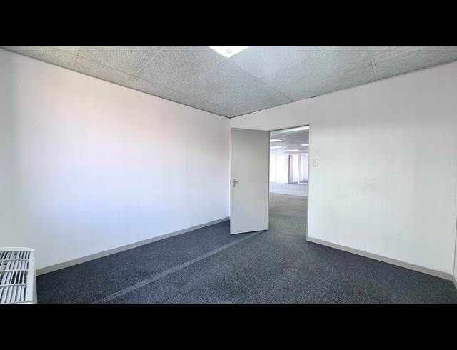 379M² OFFICE TO LET IN MENLYN