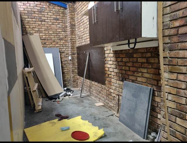 100M² WAREHOUSE TO LET IN NELSPRUIT INDUSTRIAL