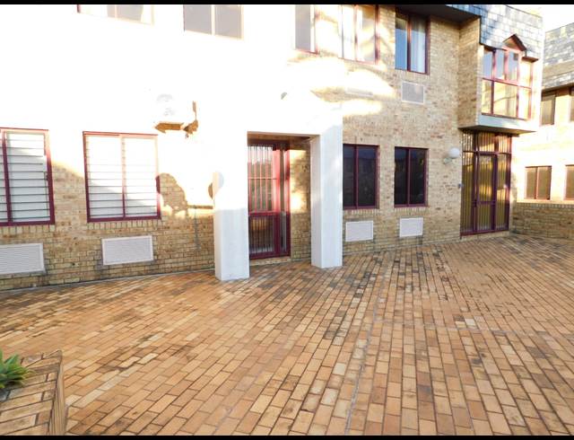 560M² OFFICE TO LET IN RANDBURG CENTRAL