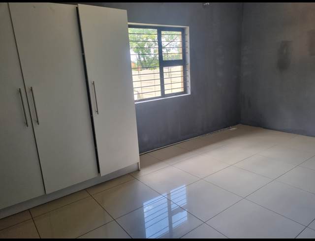 3 BEDROOM PROPERTY TO RENT IN ALBERTSDAL