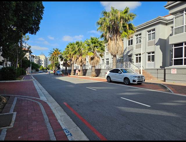 352M² OFFICE TO LET IN CENTURY CITY