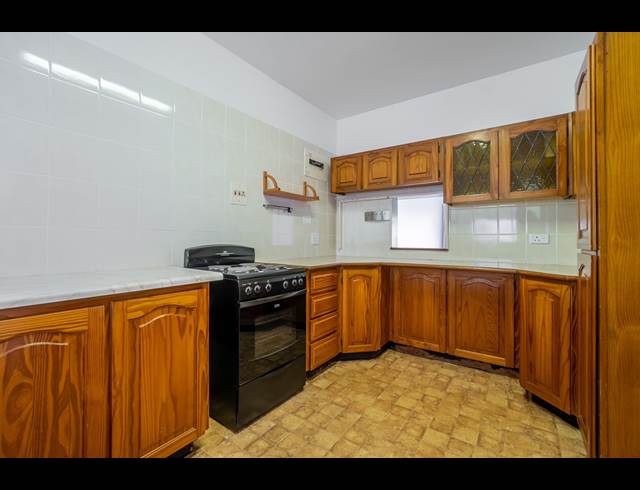 2 BEDROOM PROPERTY TO RENT IN HILLCREST CENTRAL