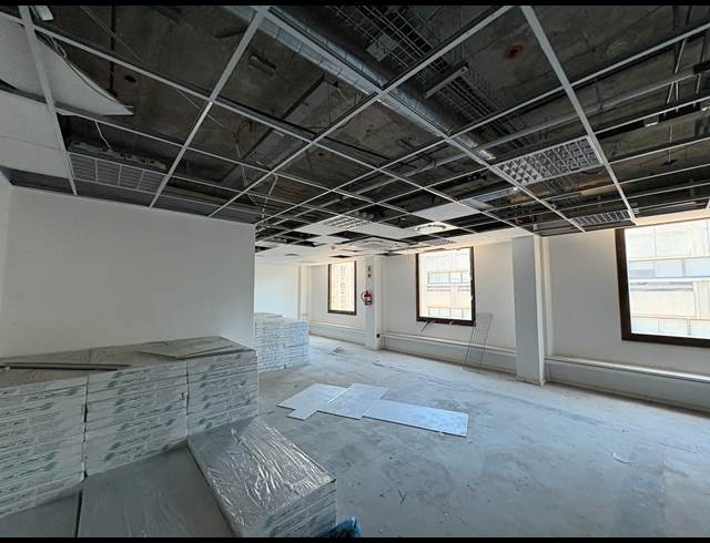 1,115M² OFFICE TO LET IN CAPE TOWN CITY CENTRE