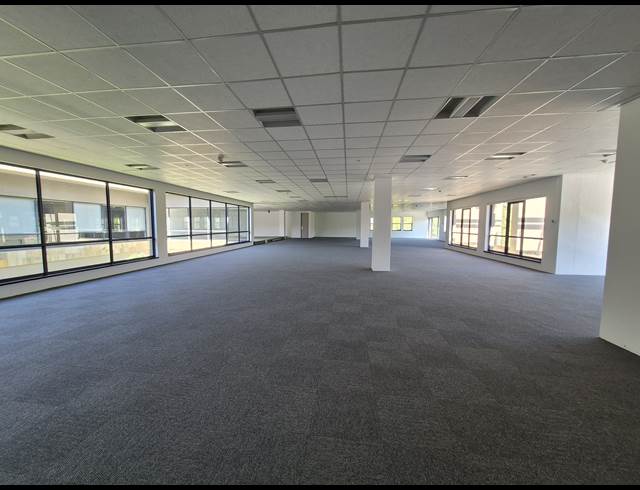 646M² OFFICE TO LET IN SANDTON CENTRAL