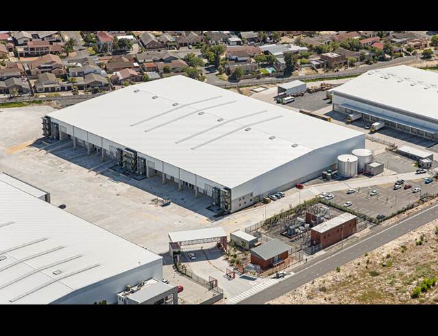 6,569M² WAREHOUSE TO LET IN BELLVILLE SOUTH INDUSTRIA