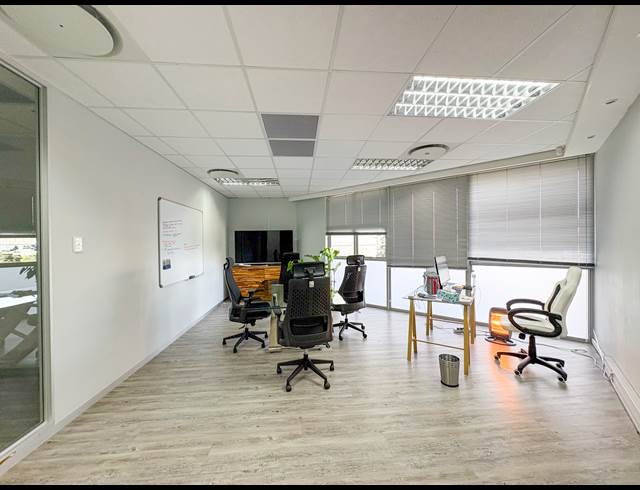 177M² OFFICE TO LET IN UMHLANGA RIDGE