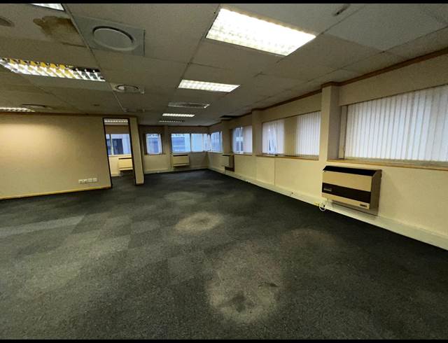 2,371M² OFFICE TO LET IN CAPE TOWN CITY CENTRE