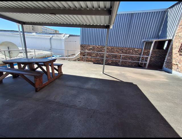 275M² BUSINESS TO LET IN VINCENT