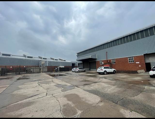 2,565M² WAREHOUSE TO LET IN ISANDO