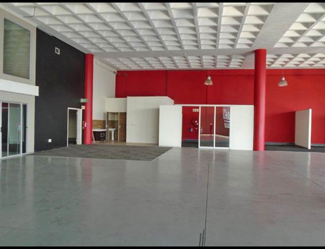 846M² WAREHOUSE TO LET IN LASER PARK
