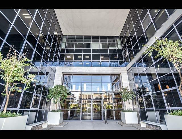 760M² OFFICE TO LET IN VORNA VALLEY