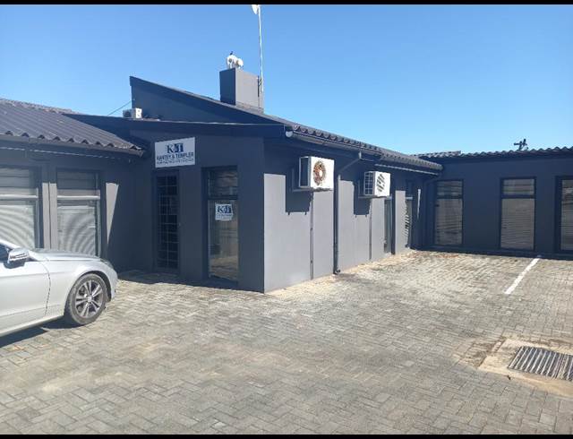 102M² OFFICE RENTED IN VINCENT