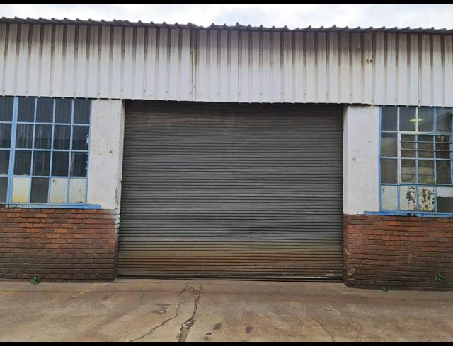 542M² WAREHOUSE TO LET IN WADEVILLE