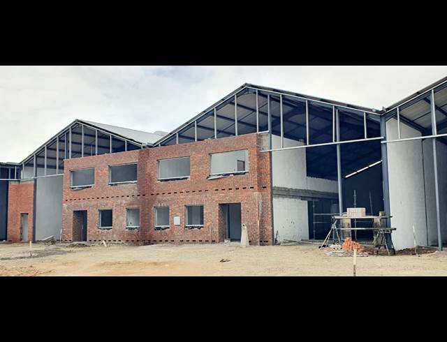 1,560M² WAREHOUSE TO LET IN KILLARNEY GARDENS