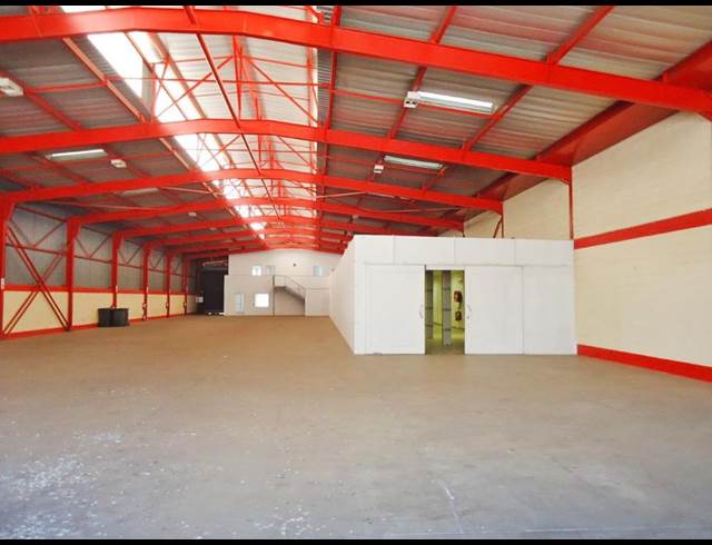 1,248M² WAREHOUSE TO LET IN MEADOWDALE