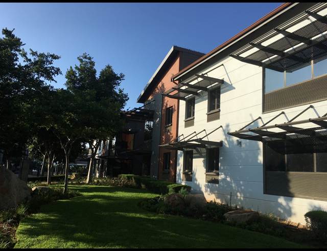 253M² OFFICE TO LET IN GREENSTONE HILL