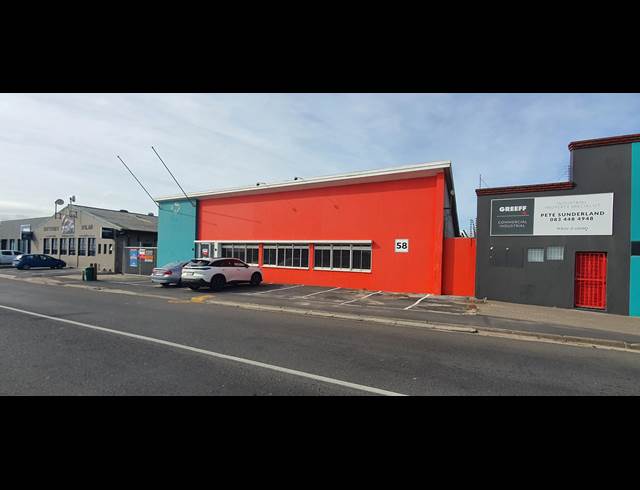 1,400M² WAREHOUSE TO LET IN PAARDEN EILAND