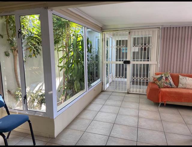 15M² OFFICE TO LET IN TOKAI