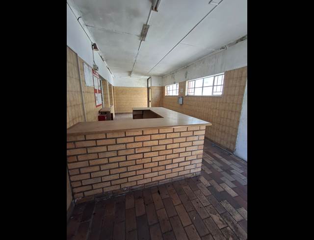181M² WAREHOUSE TO LET IN ARCADIA