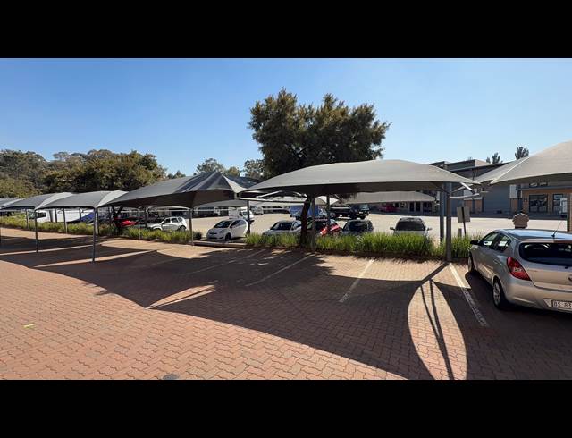 265.70M² WAREHOUSE TO LET IN DRIEHOEK