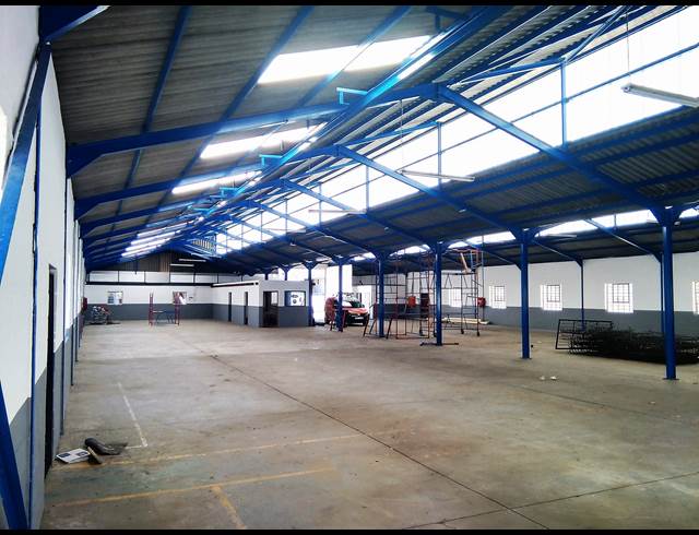 1,205M² WAREHOUSE TO LET IN BEACONVALE