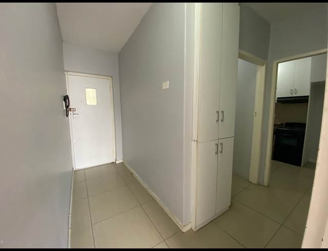 1 BEDROOM APARTMENT TO LET IN CAPE TOWN CITY CENTRE