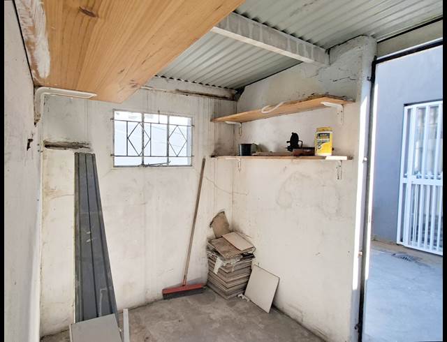 2 bed property to rent in OBSERVATORY