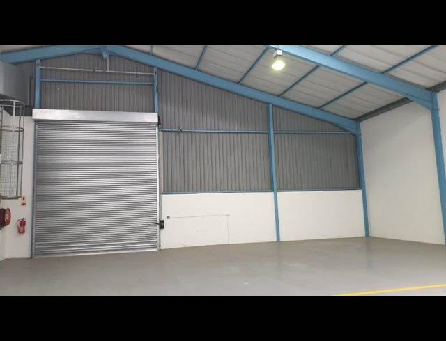 996M² WAREHOUSE TO LET IN KILLARNEY GARDENS