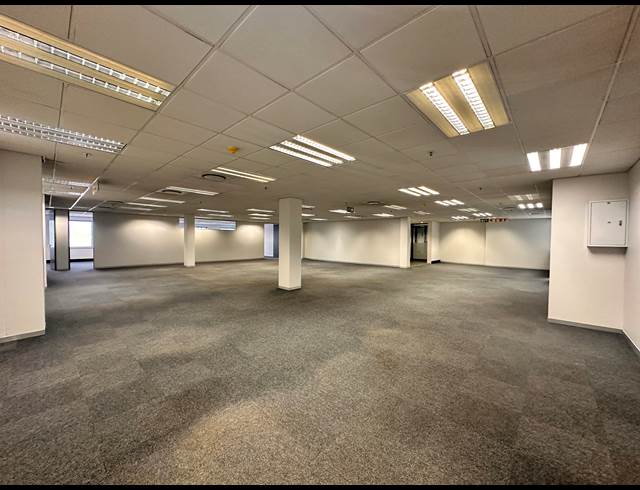 712M² OFFICE TO LET IN ROSEBANK