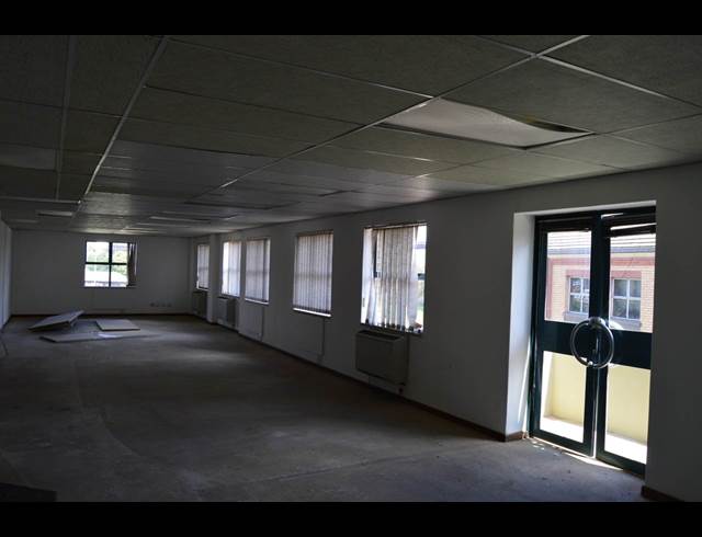 OFFICE PROPERTY TO RENT IN MENLYN