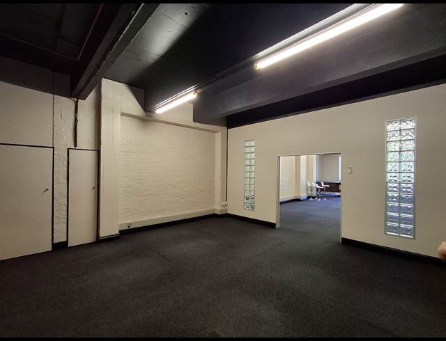 140M² OFFICE TO LET IN CAPE TOWN CITY CENTRE