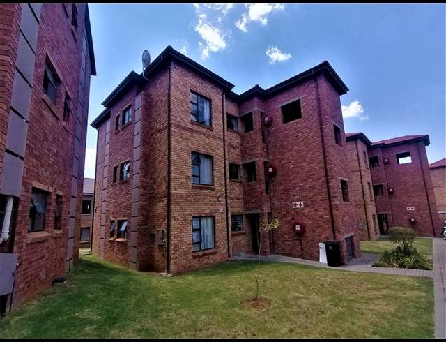 2 BEDROOM PROPERTY TO RENT IN WILGEHEUWEL