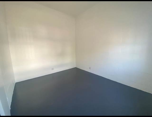 200M² WAREHOUSE TO LET IN MILNERTON CENTRAL