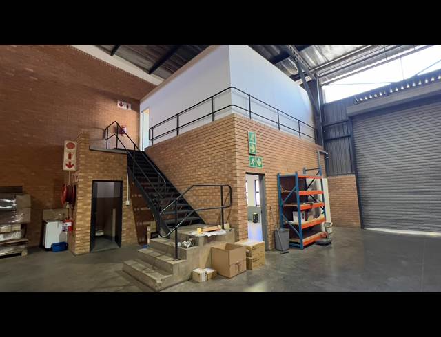 284.20M² WAREHOUSE TO LET IN DRIEHOEK