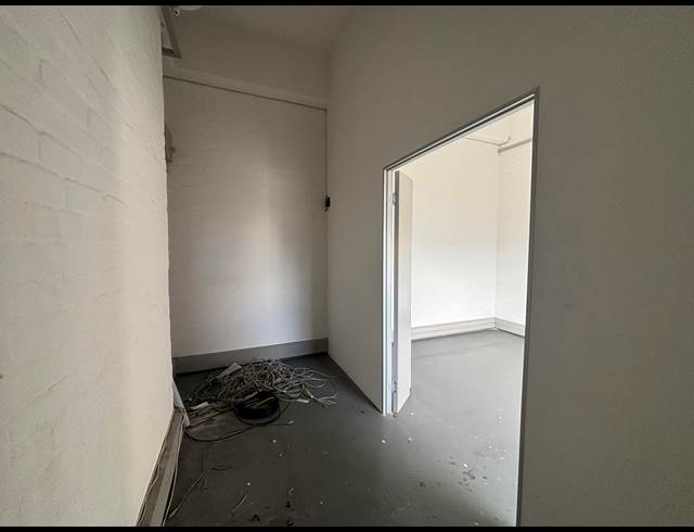 1,024M² OFFICE TO LET IN BELLVILLE SOUTH INDUSTRIA