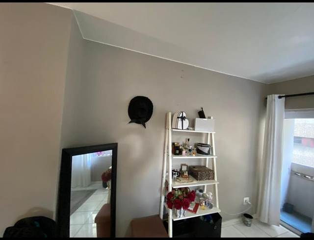 1 BEDROOM PROPERTY TO RENT IN ESPLANADE